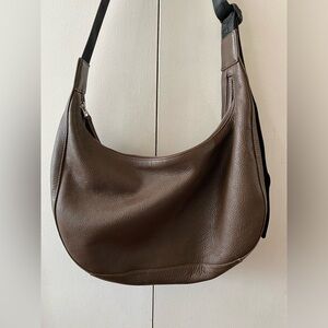 BAGGU brown leather medium crescent bag